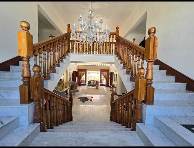 12 BEDROOM HOUSE FOR SALE IN RANDJESFONTEIN